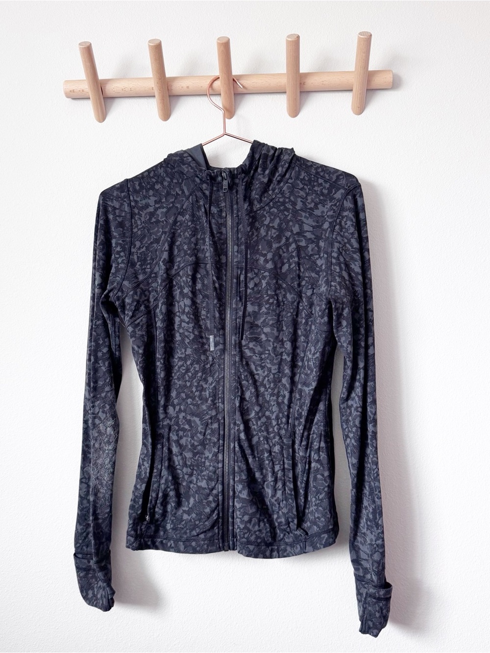 Lululemon Hooded Define Jacket *Nulu Leopard Camo Deep Coal Multi